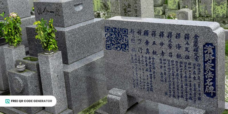 QR code on japanes graves Japanese graves QR code